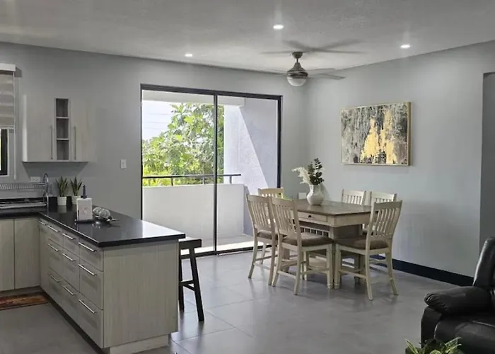 Luxury Bliss Apartment Runaway Bay